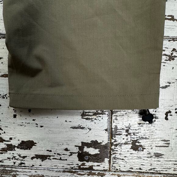 5.11 Tactical Women's Azurite Pants Covert Green Size 16 New with Flaw Cargo - Picture 3 of 14